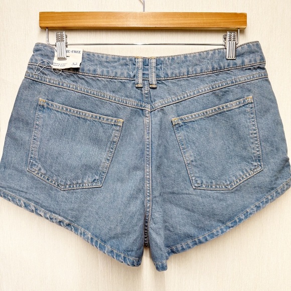 NWT Free People We The Free Prince Street Denim Shorts, Size 32 - Picture 9 of 12